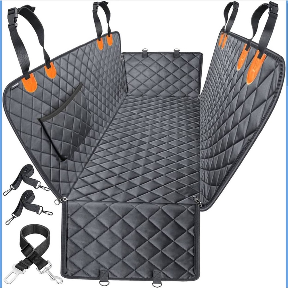 NWT-Dog Car Seat Cover with Straps